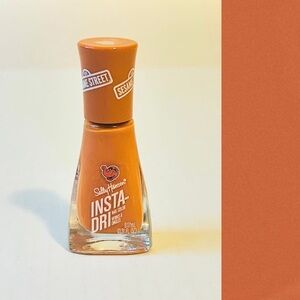 ⭐️5 For 25⭐️ Sally Hansen X Sesame Street Insta-Dri Up Nail Polish Up To Snuff